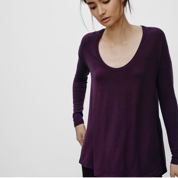 Aritzia Talula Bethwin Long Sleeve Tee Burgandy Small